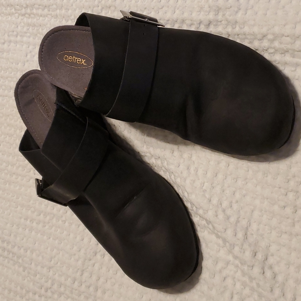Clogs